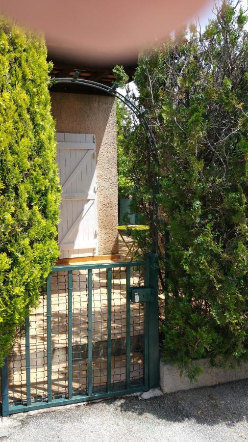 Apartament Mas De L Ile Rousse Bandol Zewnętrze zdjęcie